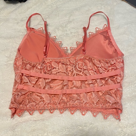 Pink top, size medium! - Picture 2 of 2